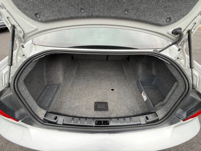 2011 BMW 3 Series 335i