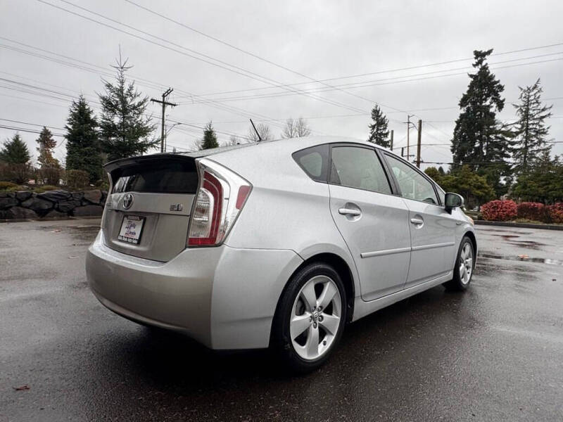 2013 Toyota Prius Five