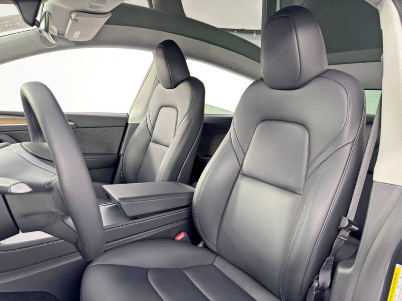 2024 Tesla Model Y Performance