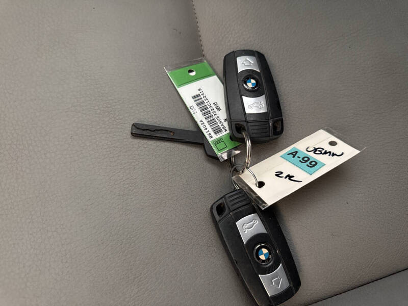 2009 BMW 5 Series 528i