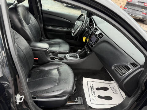 2012 Chrysler 200 Limited