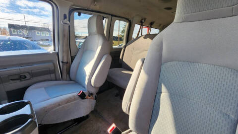 2014 Ford E-Series E-350 SD XLT