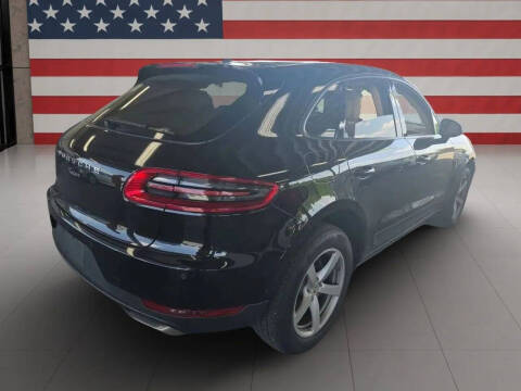 2017 Porsche Macan