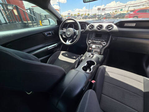 2016 Ford Mustang V6
