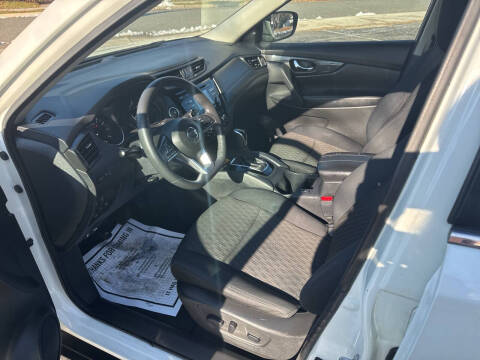 2017 Nissan Rogue SV