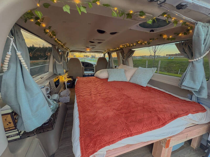 2008 Ford E-Series E-350 SD XLT