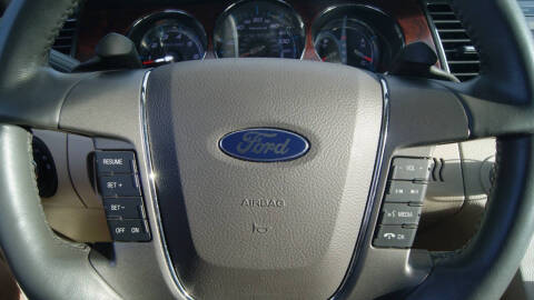 2010 Ford Taurus SEL