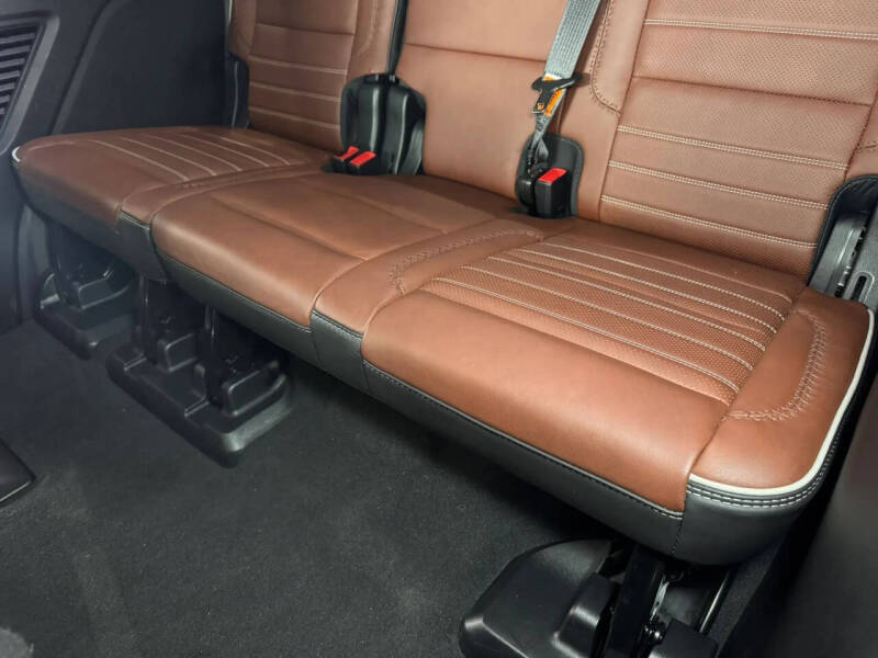 2023 GMC Yukon Denali Ultimate