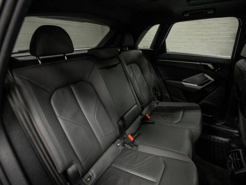 2021 Audi Q3 quattro S line Premium 45 TFSI