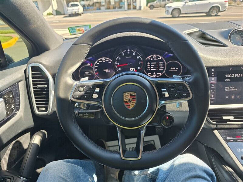 2020 Porsche Cayenne Coupe