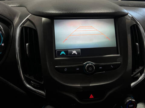 2017 Chevrolet Cruze LT Auto