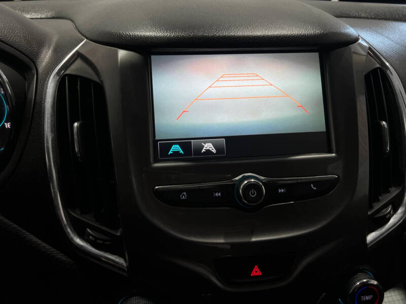 2017 Chevrolet Cruze LT Auto