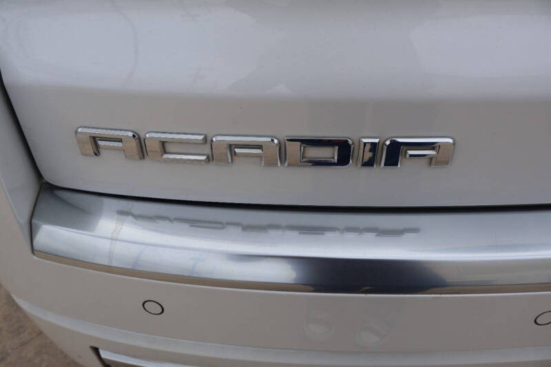2016 GMC Acadia Denali