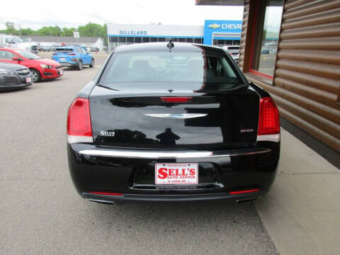 2018 Chrysler 300 Limited