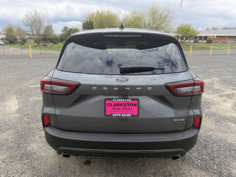 2025 Ford Escape ST-Line