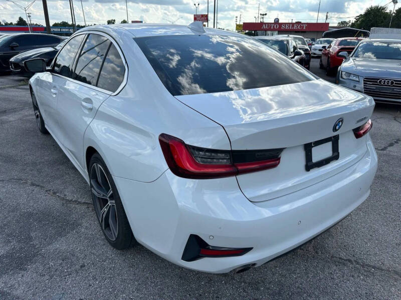 2022 BMW 3 Series 330e