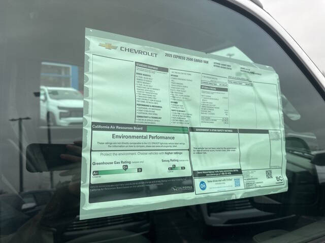 2025 Chevrolet Express 2500