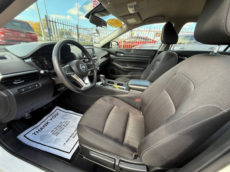 2022 Nissan Altima 2.5 S