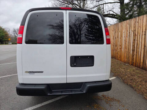 2021 Chevrolet Express 2500