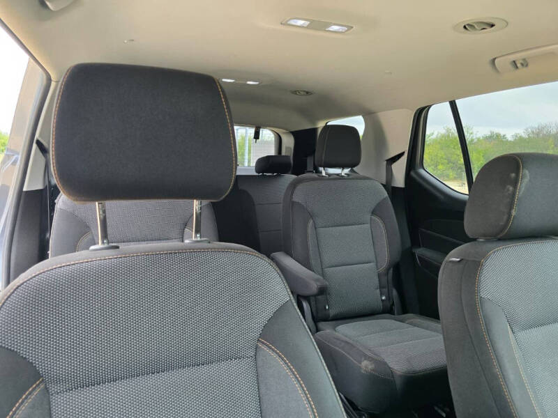 2018 Chevrolet Traverse LT Cloth