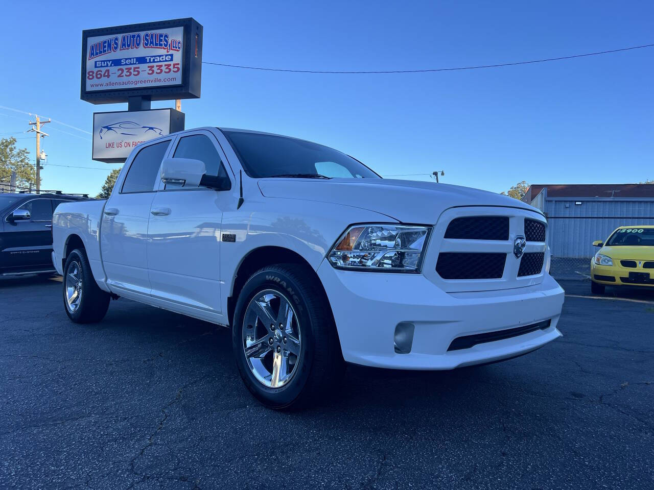 2014-ram-1500-tradesman-4x4-4dr-crew-cab-5-5-ft-sb-pickup.jpg