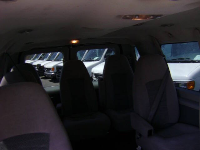 2007 Ford E-Series E-350 SD XLT