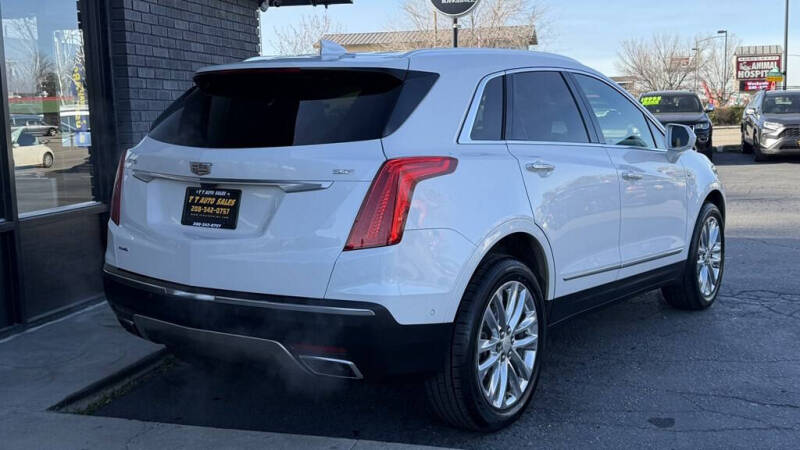 2017 Cadillac XT5 Platinum