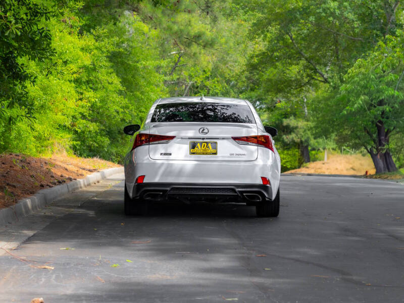 2017 Lexus IS 200t