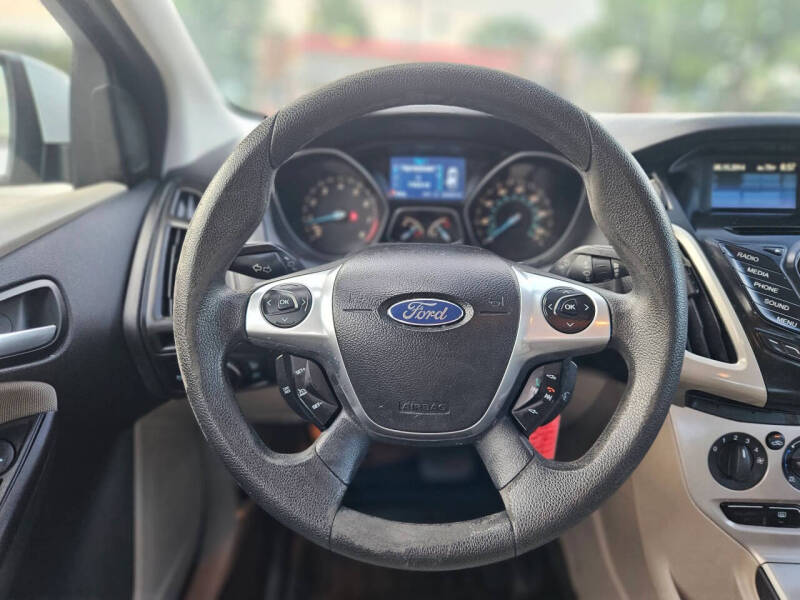 2013 Ford Focus SE