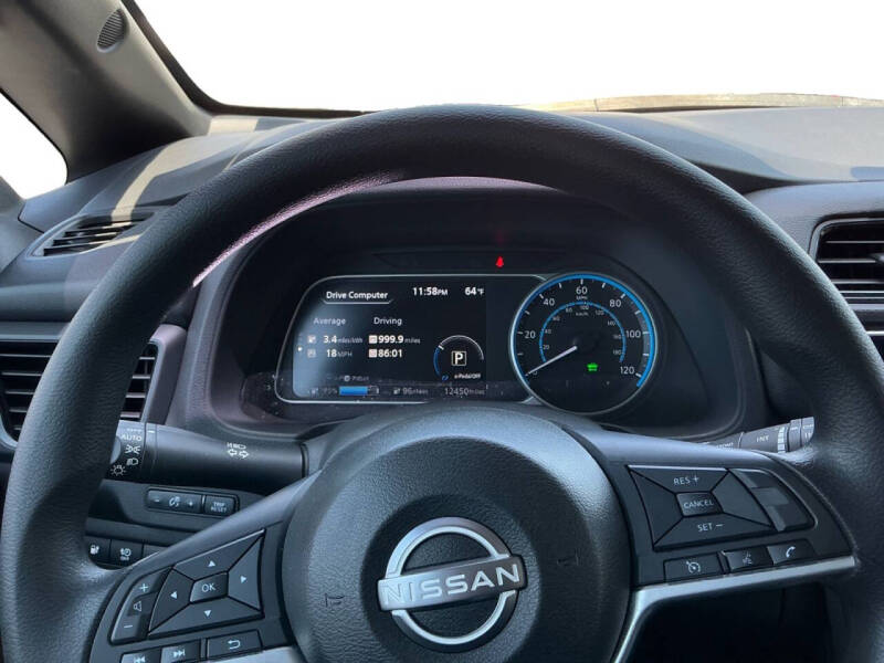 2025 Nissan LEAF S