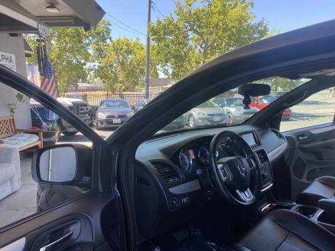 2014 Dodge Grand Caravan R/T