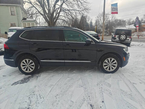 2018 Volkswagen Tiguan 2.0T SEL 4Motion