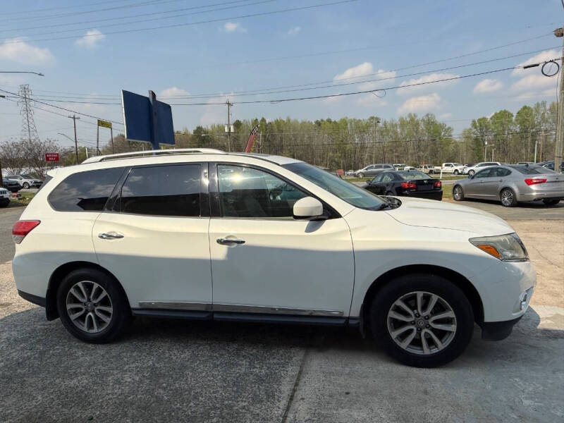 2014 Nissan Pathfinder SL