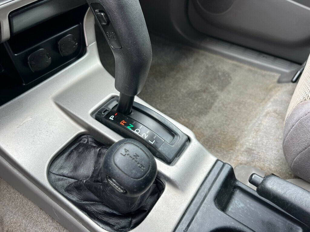 2002 Toyota 4Runner 43