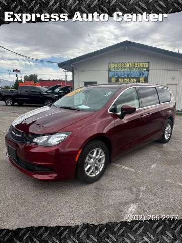 2023 Chrysler Voyager LX