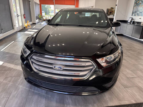 2014 Ford Taurus SEL