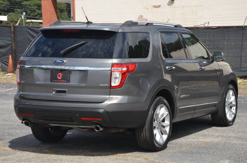 2011 Ford Explorer XLT