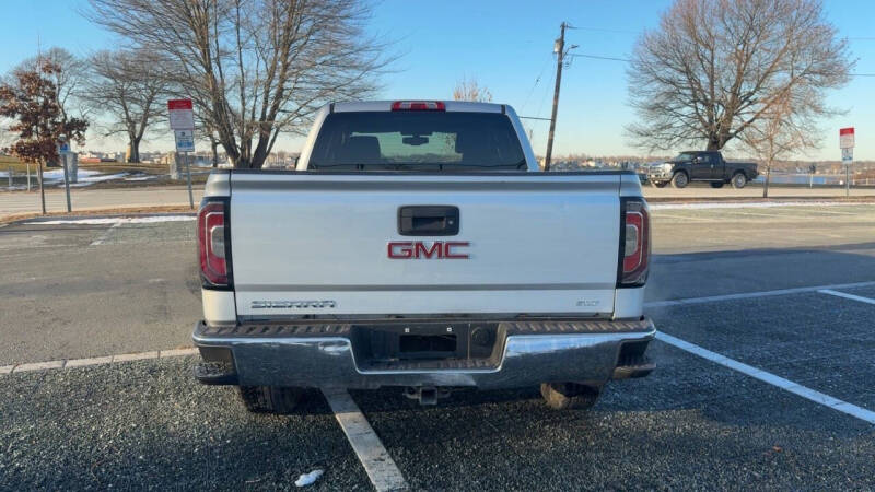 2017 GMC Sierra 1500 SLT