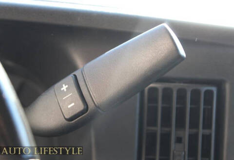 2023 Chevrolet Express 2500