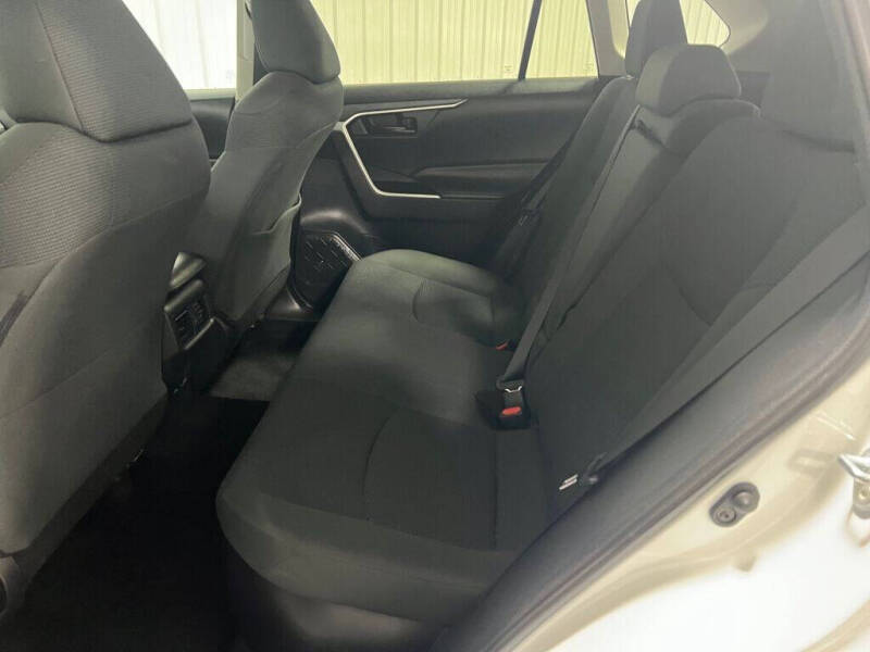 2019 Toyota RAV4 Hybrid LE