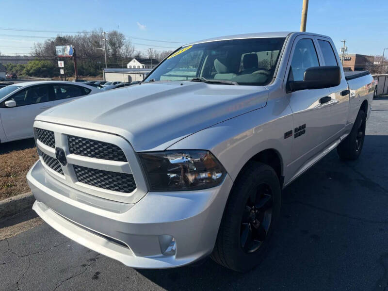 2017 RAM 1500 Express