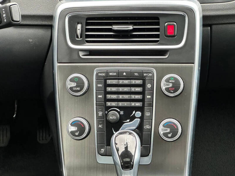 2016 Volvo S60 T5 Premier