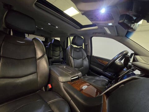 2020 Cadillac Escalade Luxury