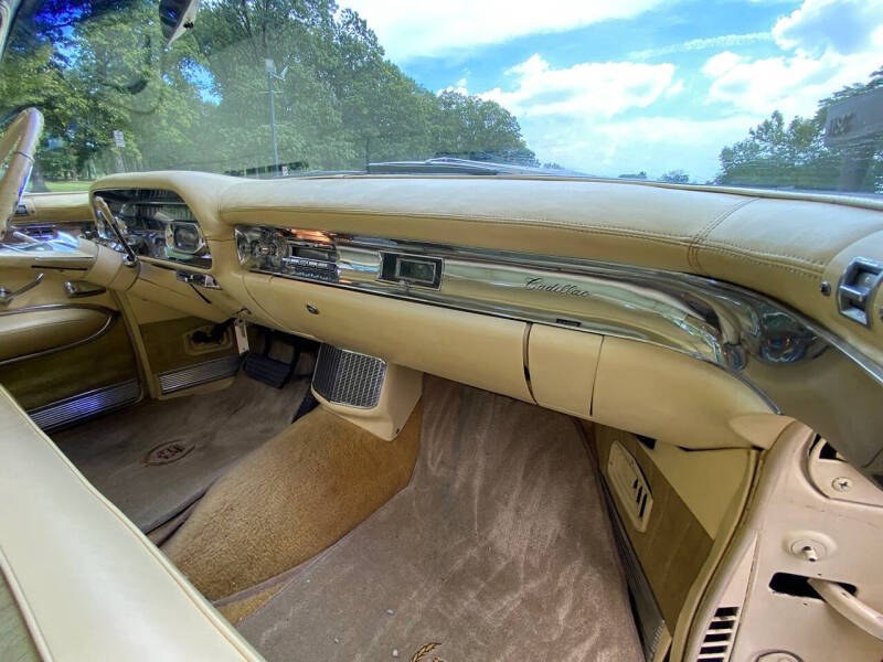 1957 Cadillac Fleetwood