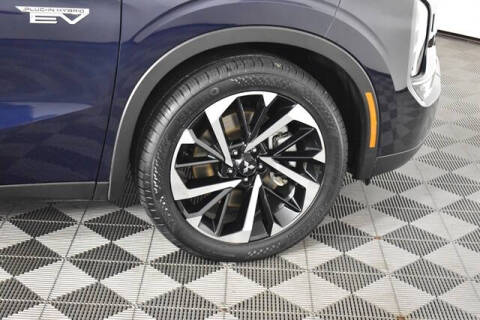 2023 Mitsubishi Outlander PHEV SE