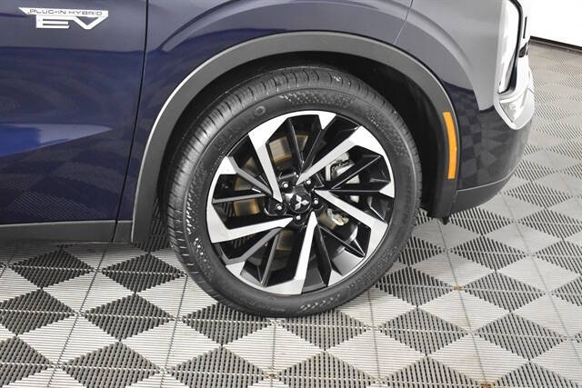 2023 Mitsubishi Outlander PHEV SE