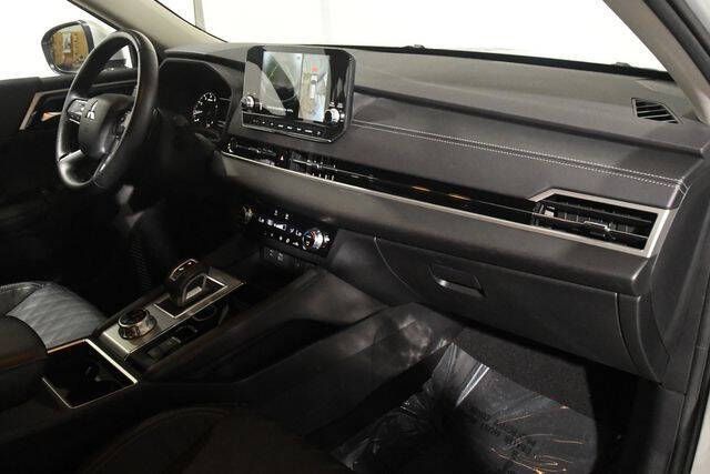 2022 Mitsubishi Outlander SEL