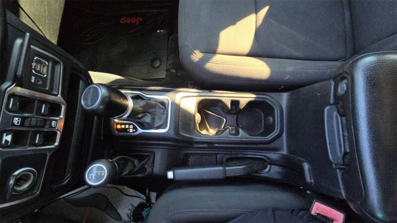 2020 Jeep Gladiator Sport Altitude