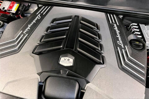 2023 Lamborghini Urus S