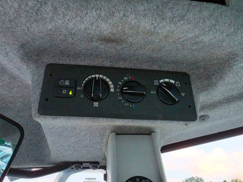 2009 Volvo L90F